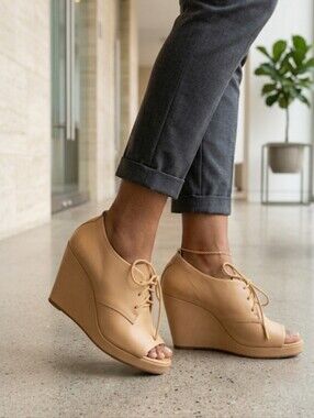 Rag & Bone "Sahara" Leather Oxford‎ Wedge Booties. Size 41 USA 10.5